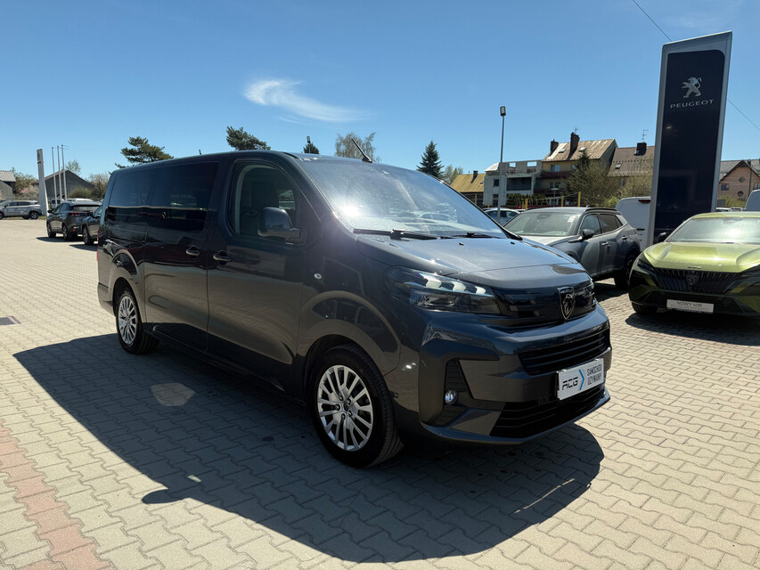 Peugeot Traveller
