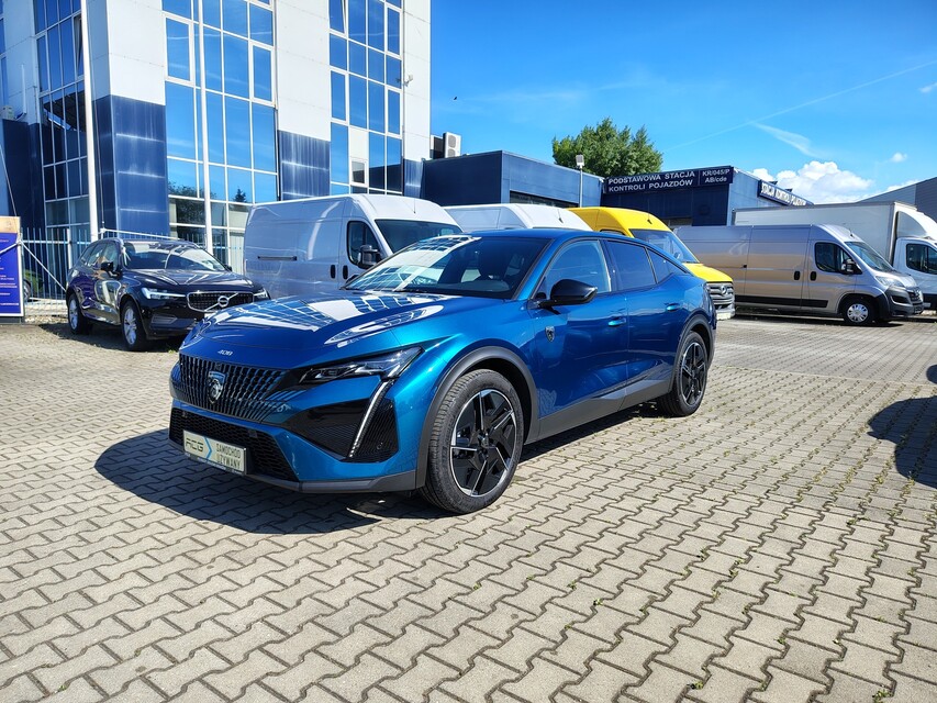 Peugeot 408