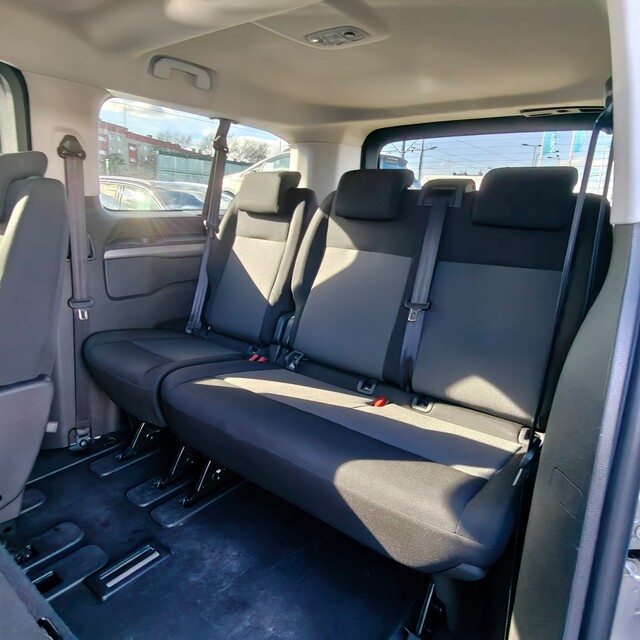 Peugeot Traveller