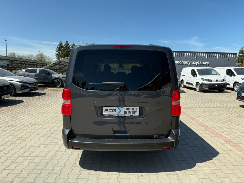 Peugeot Traveller