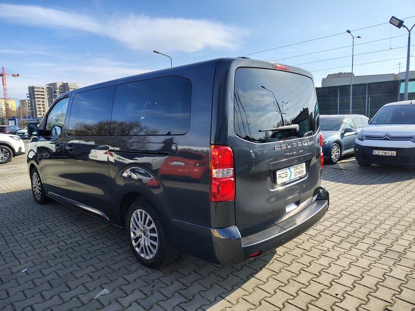 Peugeot Traveller