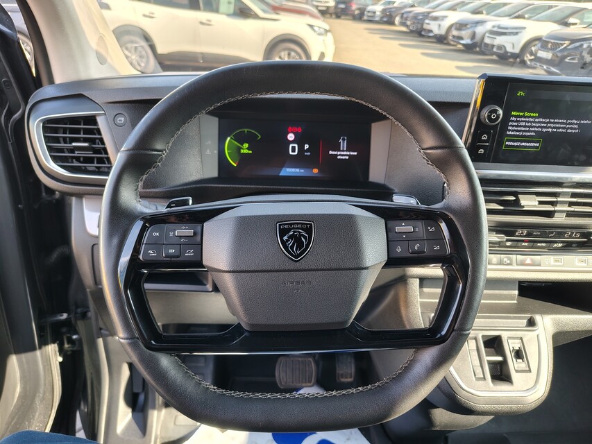 Peugeot Traveller